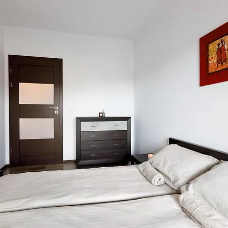 - Center - Comfortable And Bright - L17 Apartment