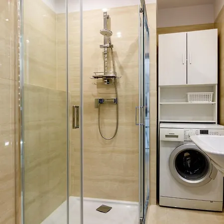 Appartamento - Center - Comfortable And Bright - L17 *